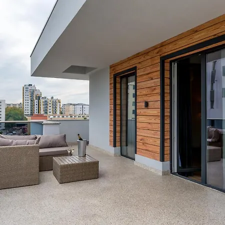 Sarmihouse Apartmanhotel