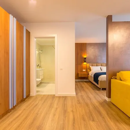Apartahotel Sarmihouse