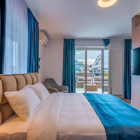 Sarmihouse Hotel apartamentowy 4*