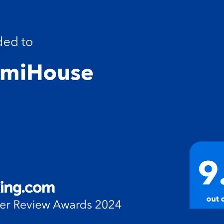 Sarmihouse アパートホテル 4*