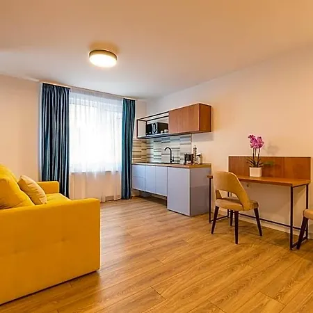 Sarmihouse 아파트호텔 4*